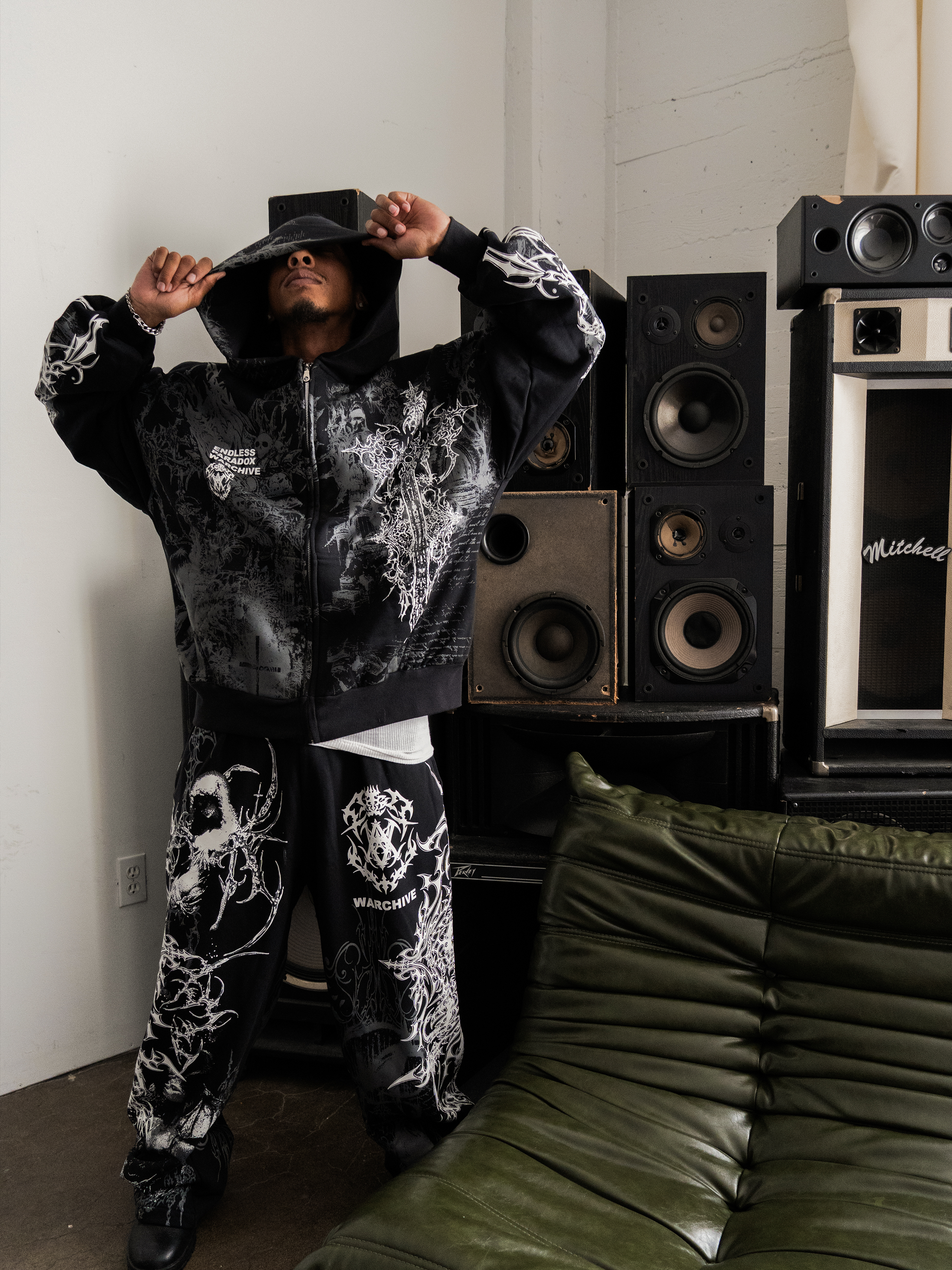 ENDLESS ZIPUP (LIMITED RELEASE) – WARCHIVE