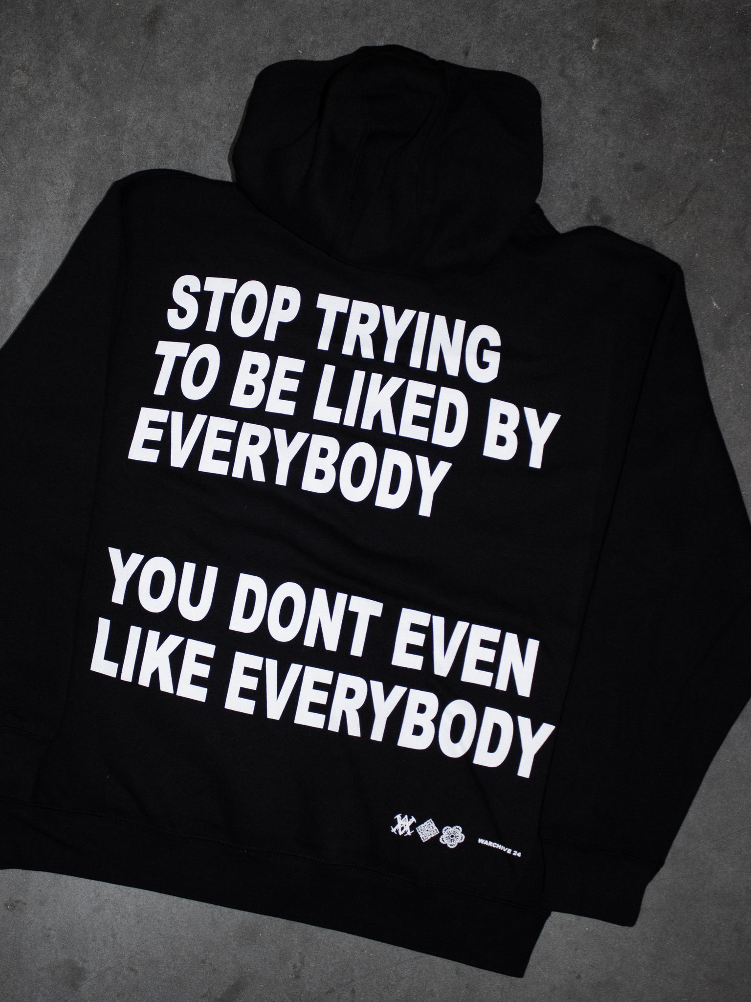 EVERYBODY HOODIE